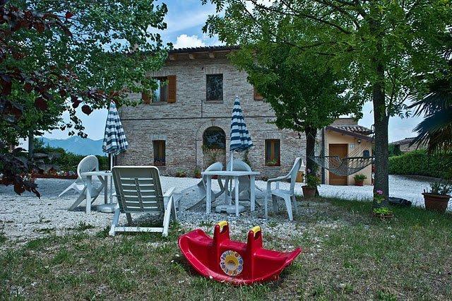 Hotel Antica Loggia Fabriano Exteriér fotografie
